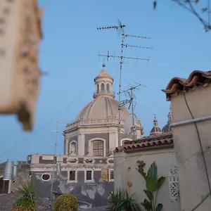 Hostel Degli Elefanti, Katania